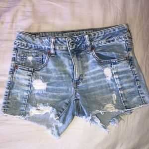 American Eagle, size 6 super stretch shorts